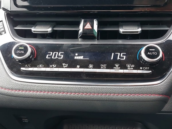 Used Toyota Corolla 2020 for sale - 76121078: Photo 15