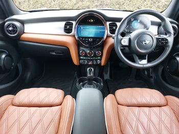 Used MINI Hatch 2023 for sale - 77433211: Photo