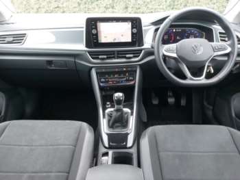 Used Volkswagen T-Roc 2022 for sale - 74767715: Photo