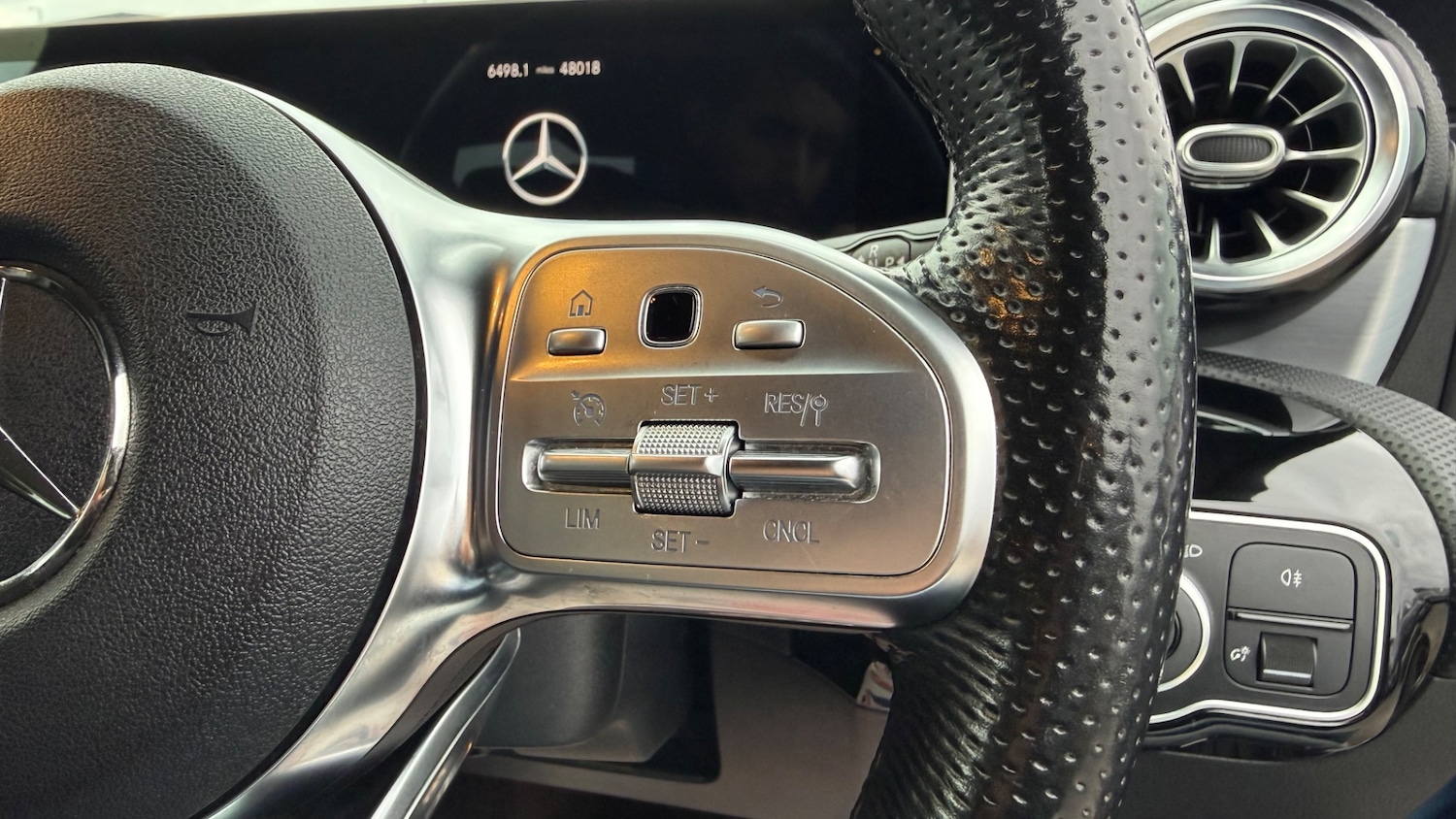 Used Mercedes-Benz CLA 2019 for sale - 77874548: Photo 17