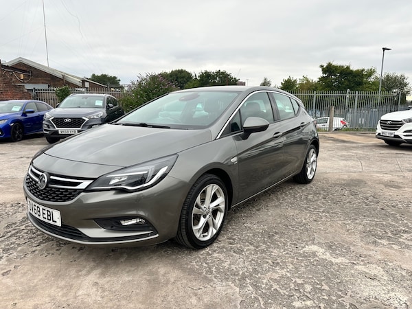 Used Vauxhall Astra 2018 for sale - 75629777: Photo 3
