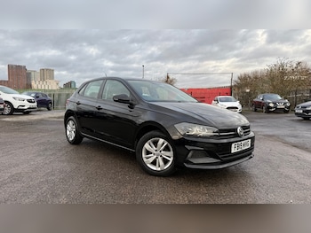 Used Volkswagen Polo 2019 for sale - 76971597: Photo