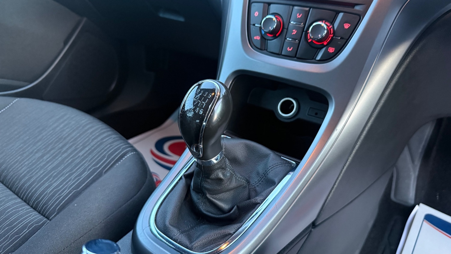 Used Vauxhall Astra 2015 for sale - 77946663: Photo 12