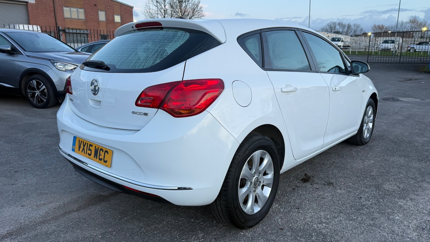 Used Vauxhall Astra 2015 for sale - 77946663: Photo 7
