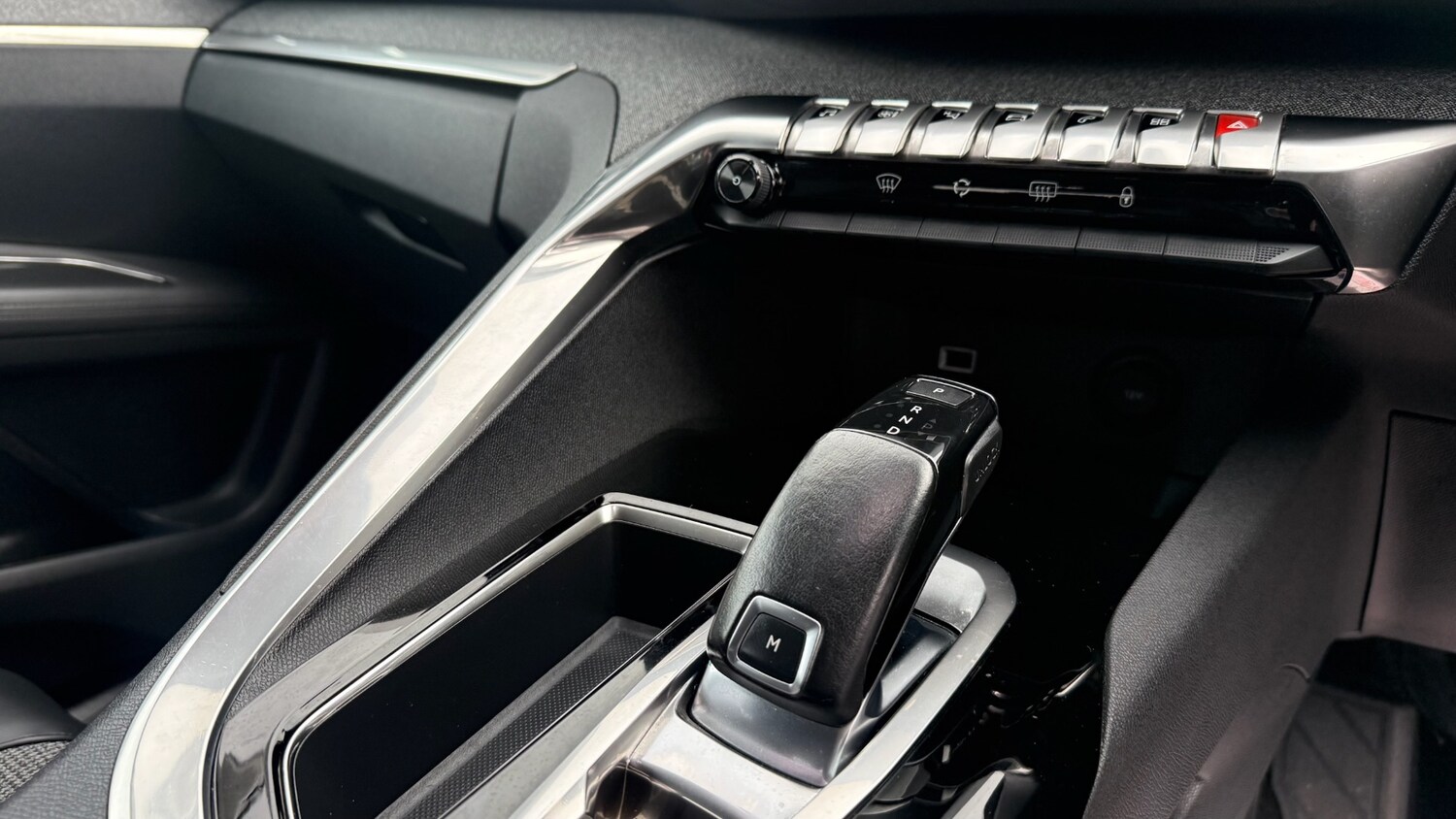 Used Peugeot 3008 2018 for sale - 77874554: Photo 12