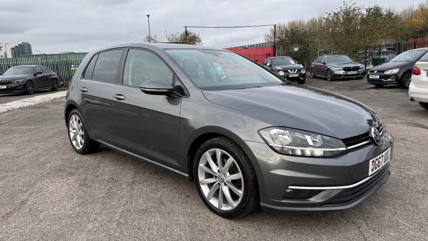 Used Volkswagen Golf 2017 for sale - 76494107: Photo 11