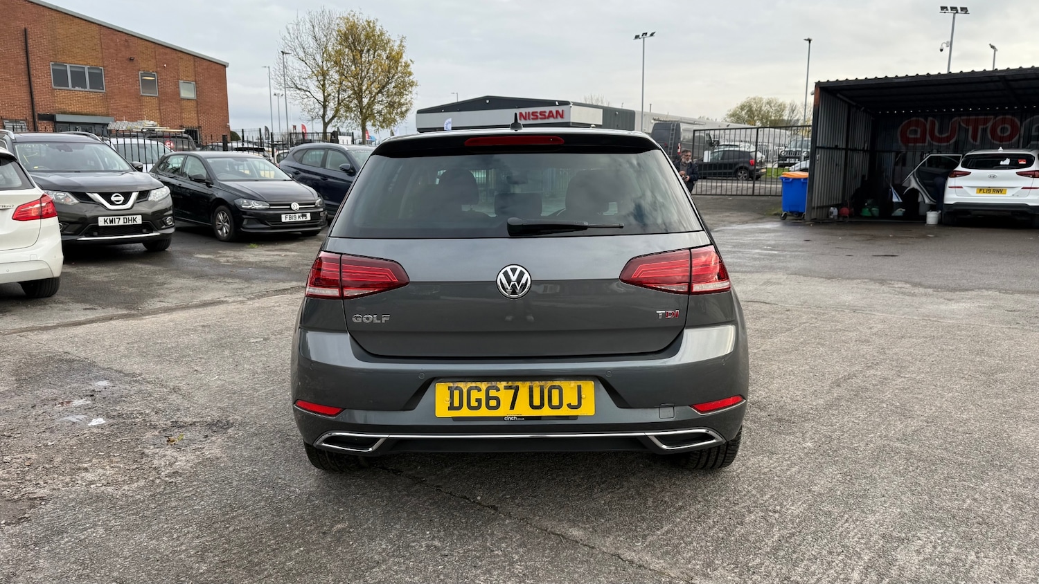 Used Volkswagen Golf 2017 for sale - 76494107: Photo 7