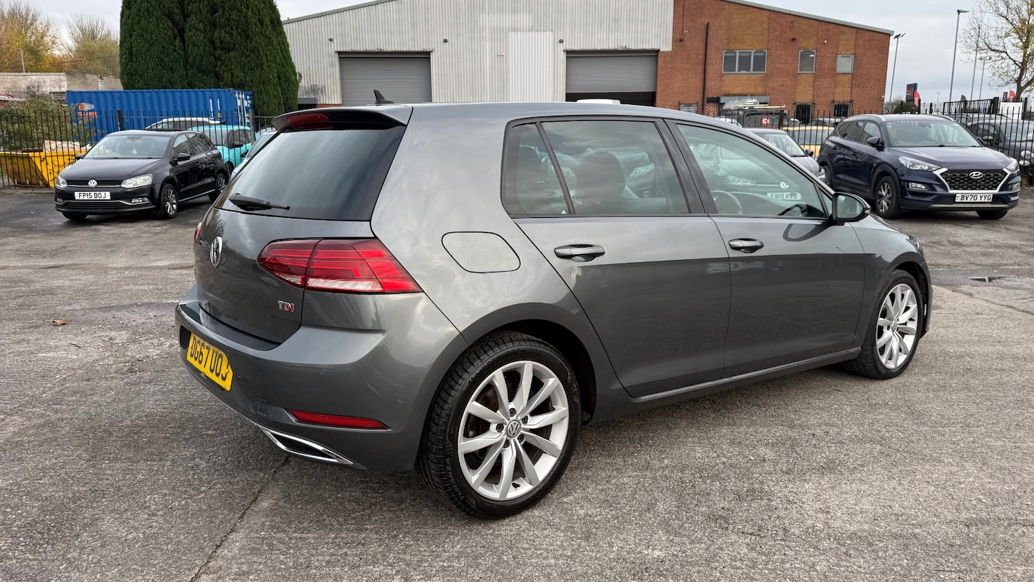 Used Volkswagen Golf 2017 for sale - 76494107: Photo 9