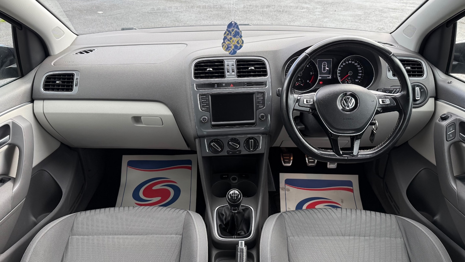 Used Volkswagen Polo 2015 for sale - 76403311: Photo 18