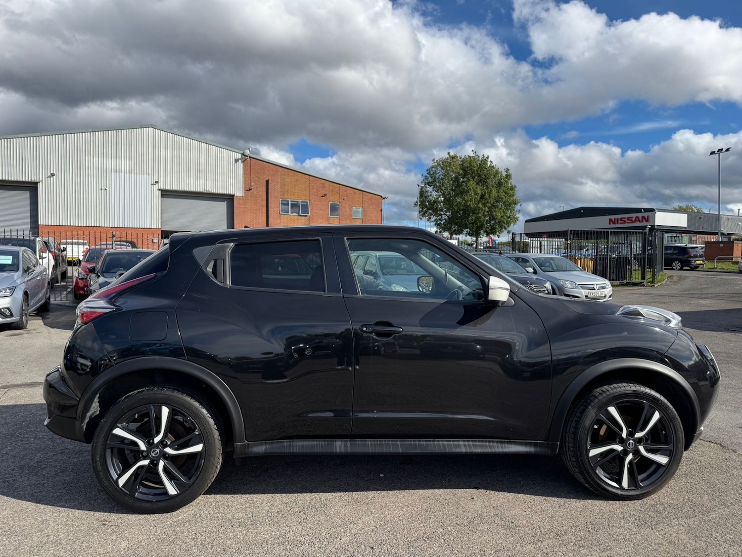 Used Nissan Juke 2017 for sale - 75973066: Photo 8