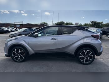 Used Toyota C-HR 2018 for sale - 79748214: Photo
