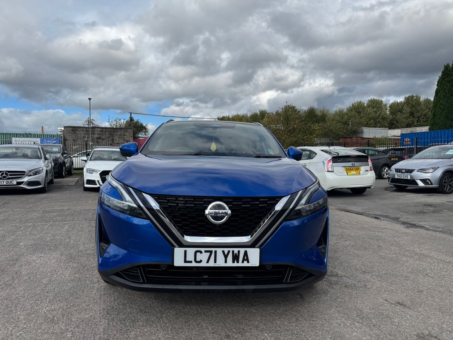 Used Nissan Qashqai 2021 for sale - 76040241: Photo 2