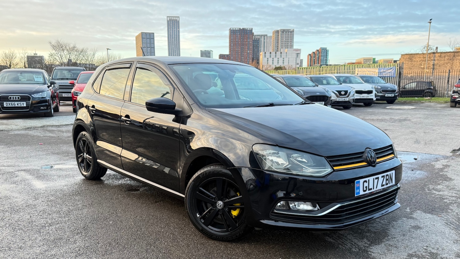 Used Volkswagen Polo 2017 for sale - 77357692: Photo 1