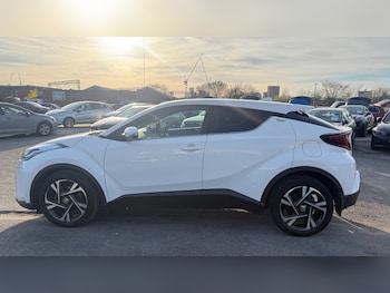 Used Toyota C-HR 2022 for sale - 77946662: Photo