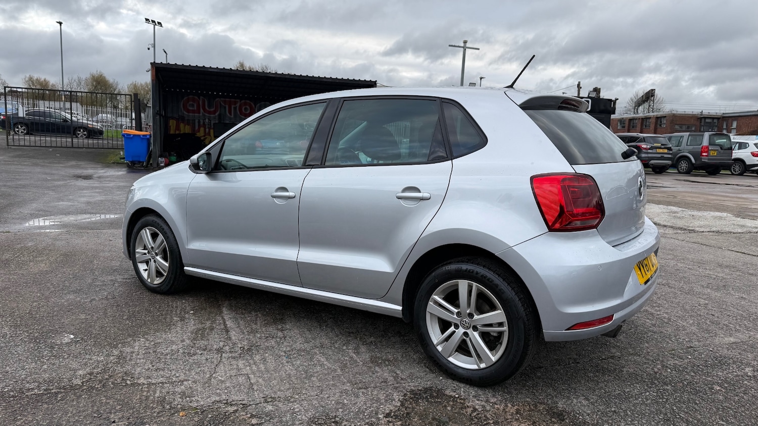 Used Volkswagen Polo 2017 for sale - 76605398: Photo 5