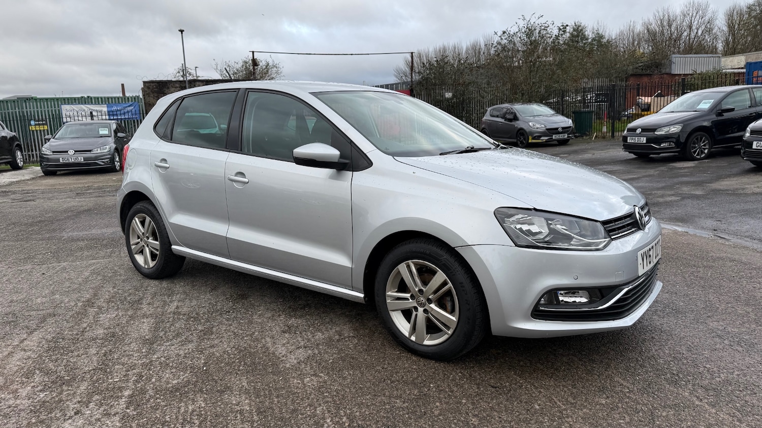 Used Volkswagen Polo 2017 for sale - 76605398: Photo 9