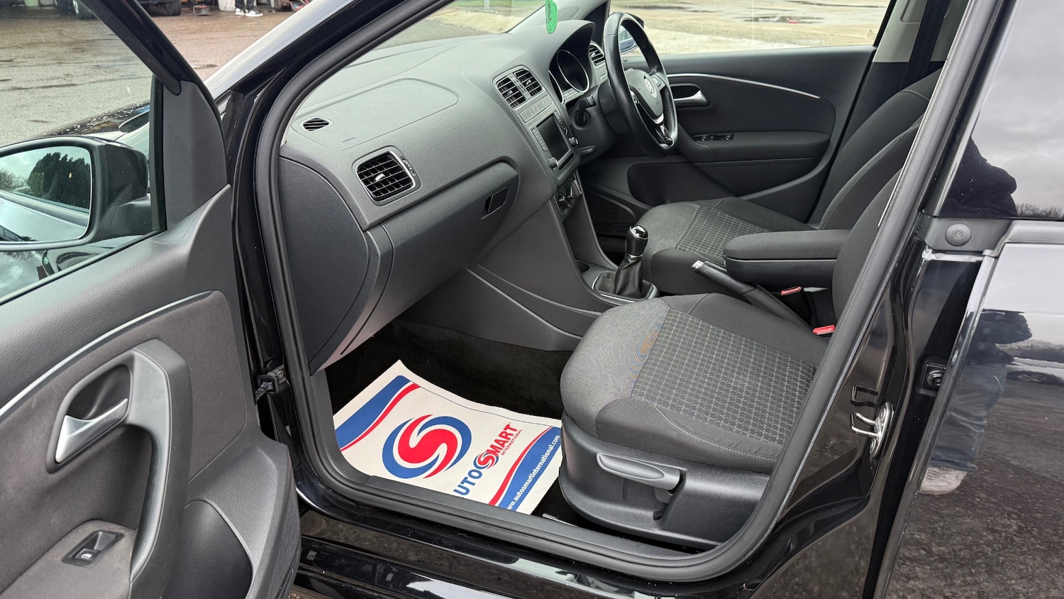 Used Volkswagen Polo 2016 for sale - 76589833: Photo 12