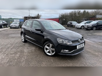 Used Volkswagen Polo 2016 for sale - 76589833: Photo