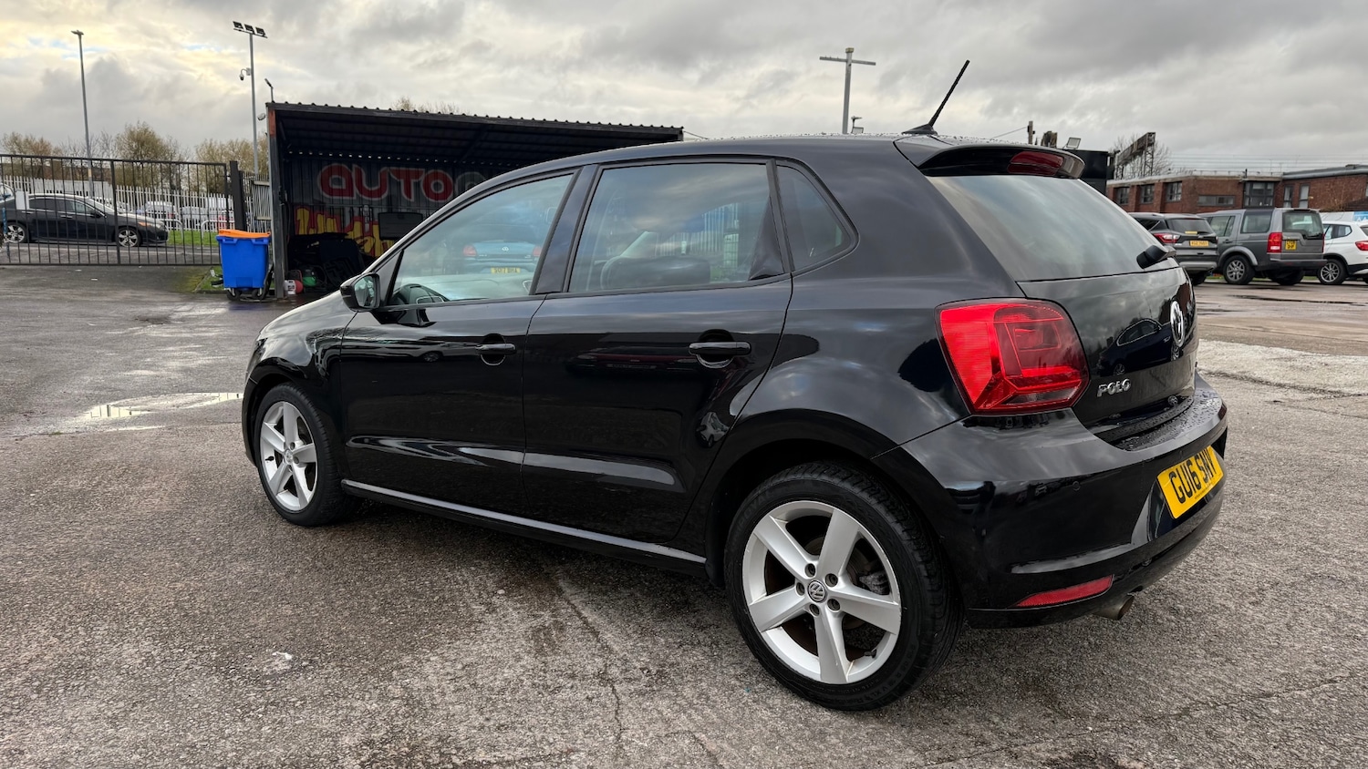 Used Volkswagen Polo 2016 for sale - 76589833: Photo 5