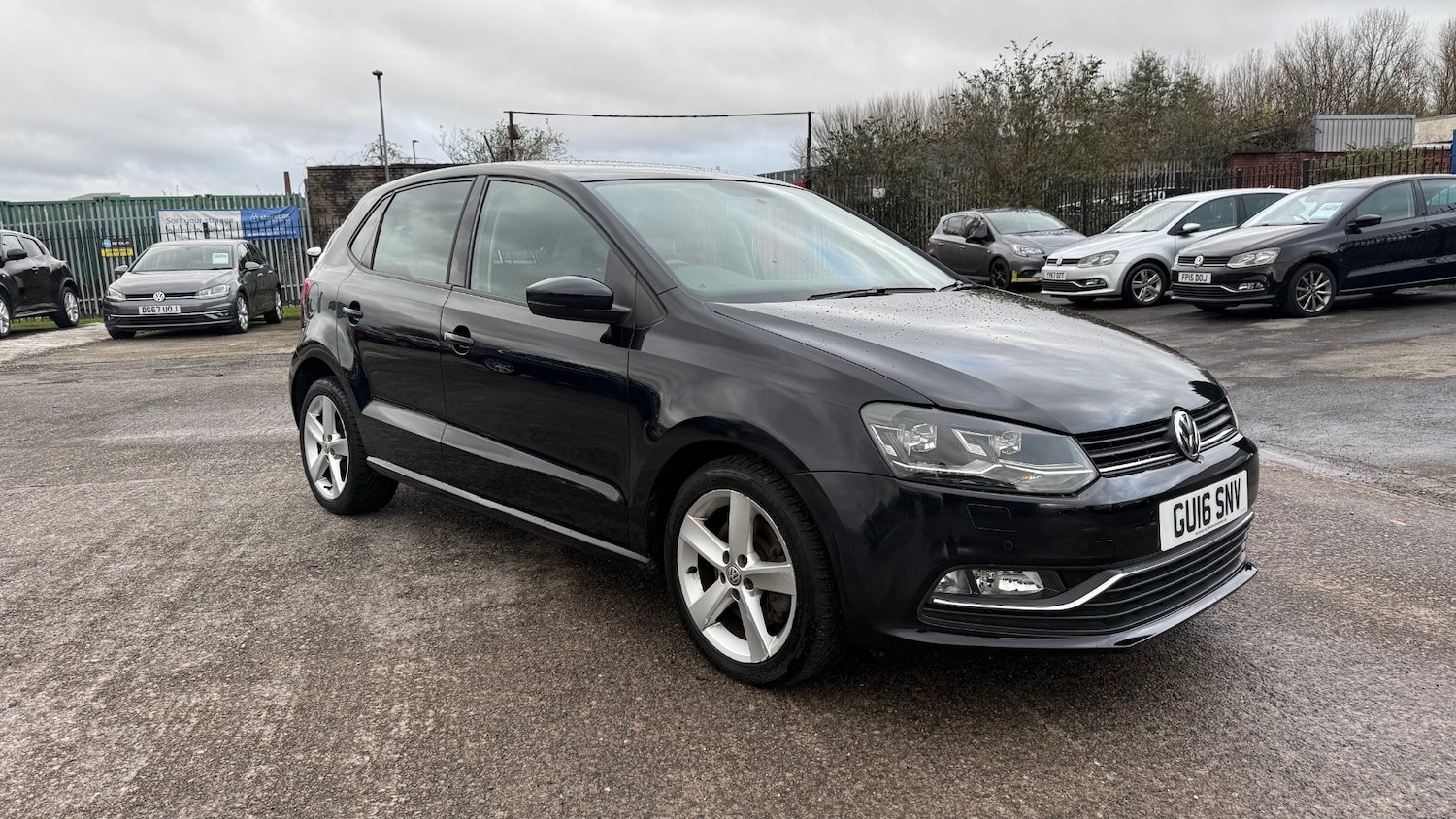 Used Volkswagen Polo 2016 for sale - 76589833: Photo 8