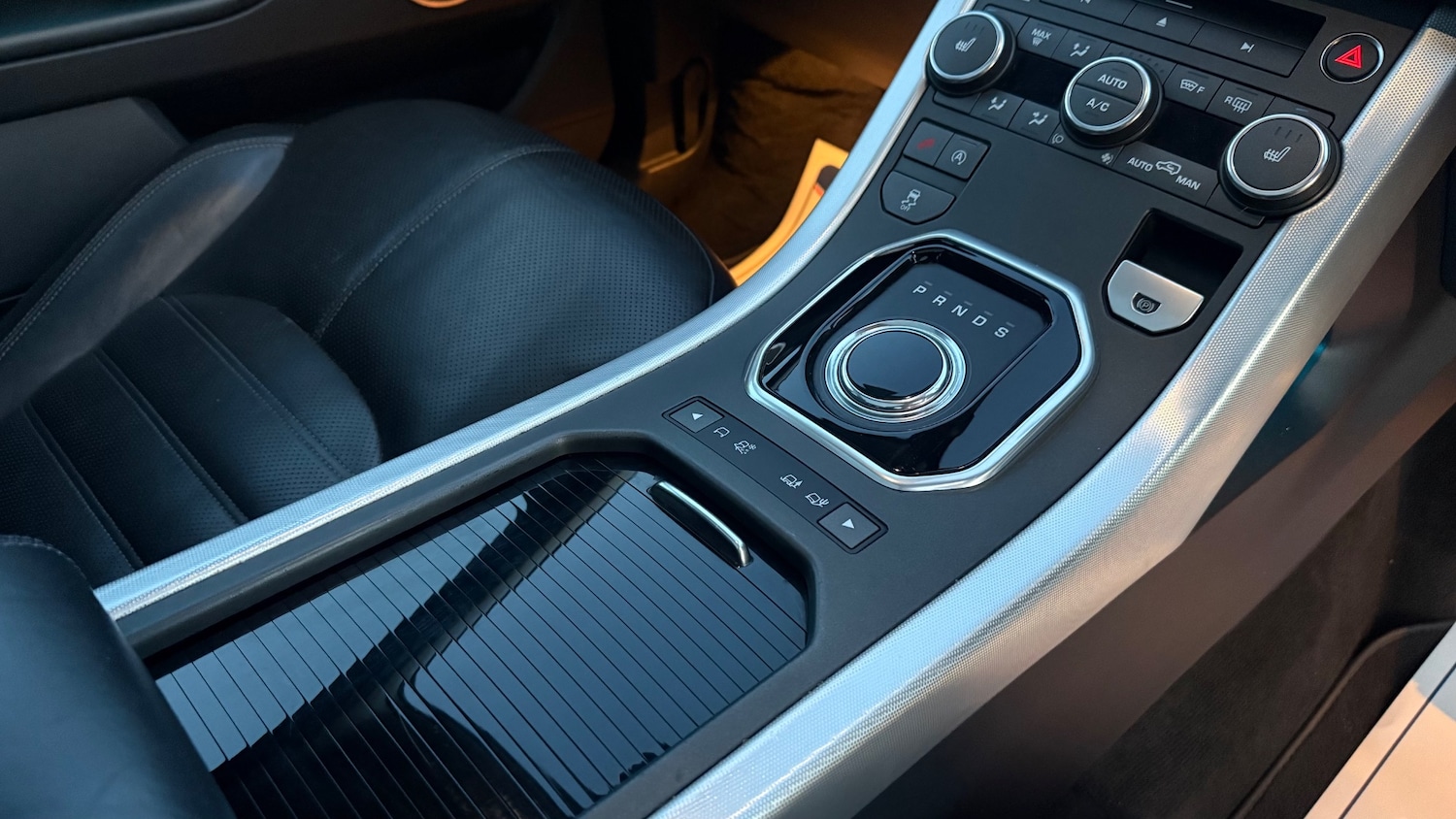 Used Land Rover Range Rover Evoque 2017 for sale - 77954508: Photo 12