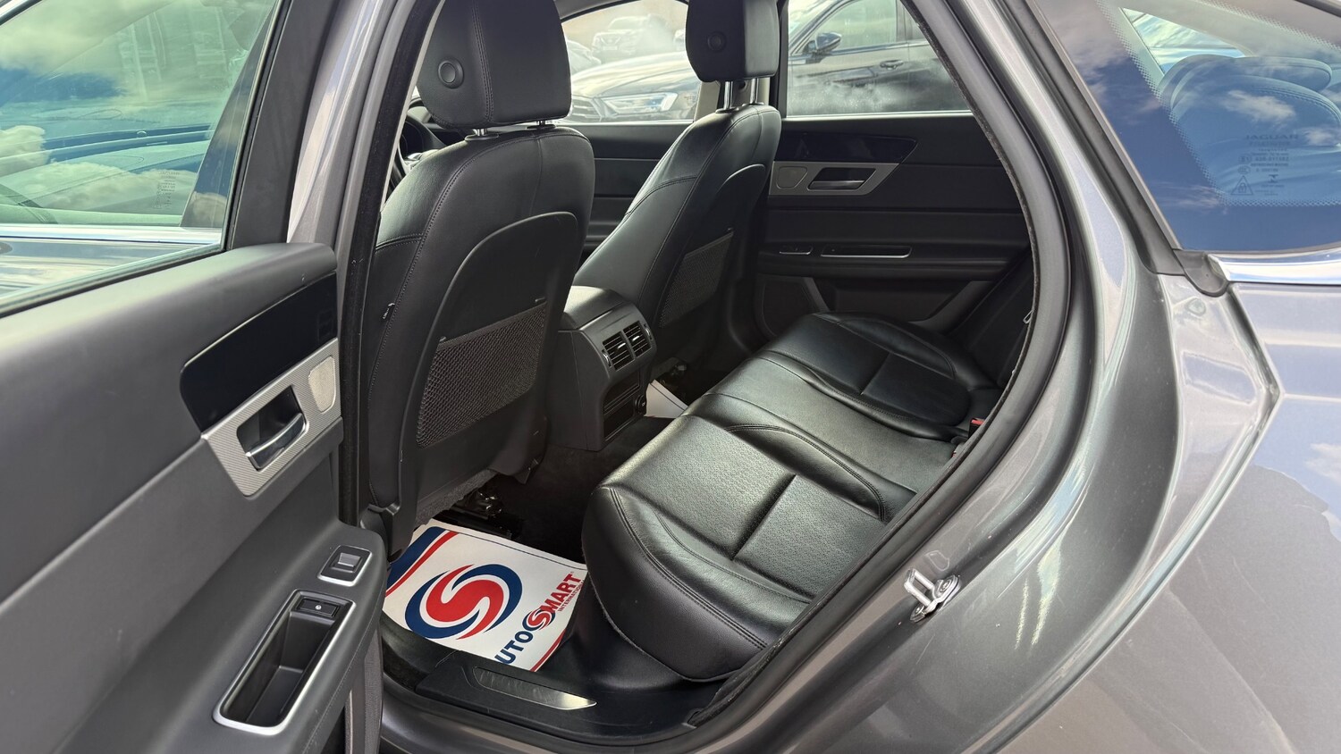 Used Jaguar XF 2017 for sale - 78140427: Photo 14