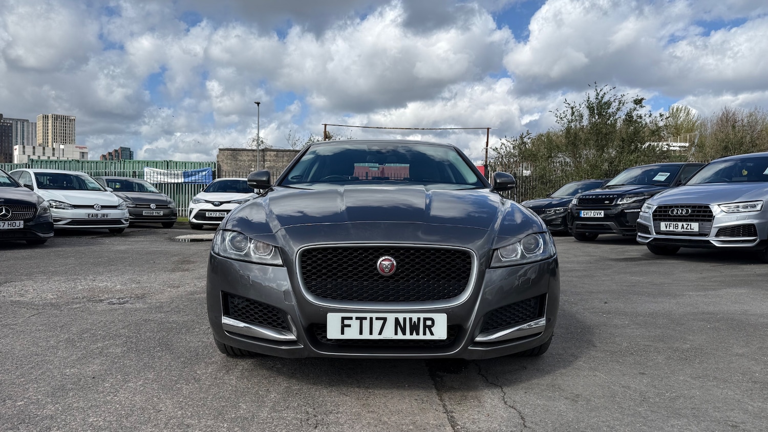 Used Jaguar XF 2017 for sale - 78140427: Photo 2