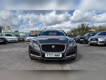 Used Jaguar XF 2017 for sale - 78140427: Photo