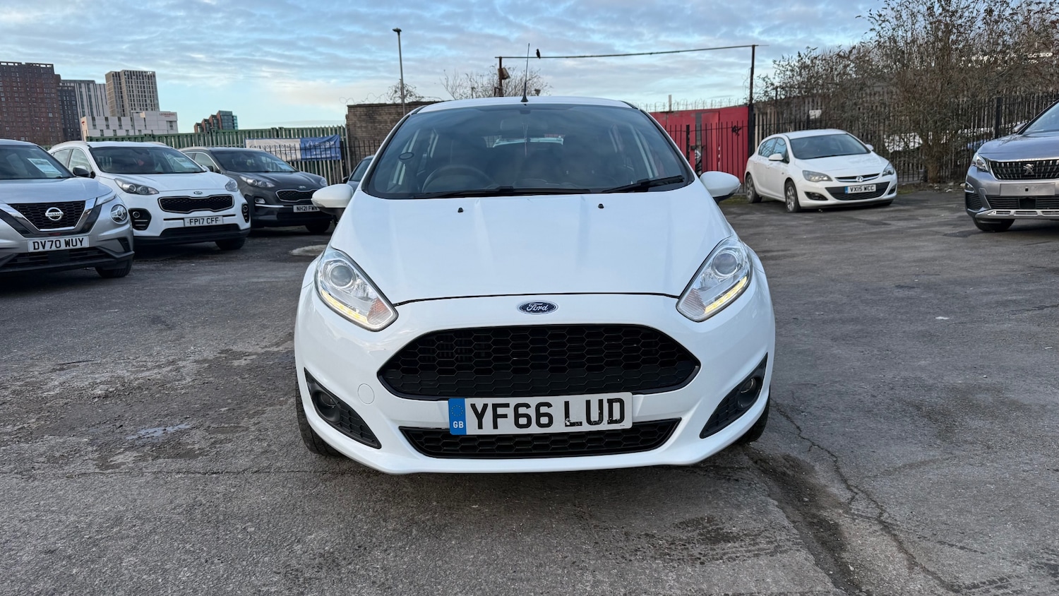 Used Ford Fiesta 2016 for sale - 77357685: Photo 2