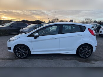 Used Ford Fiesta 2016 for sale - 77357685: Photo