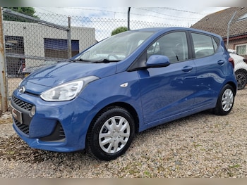Used Hyundai i10 2018 for sale - 79277575: Photo