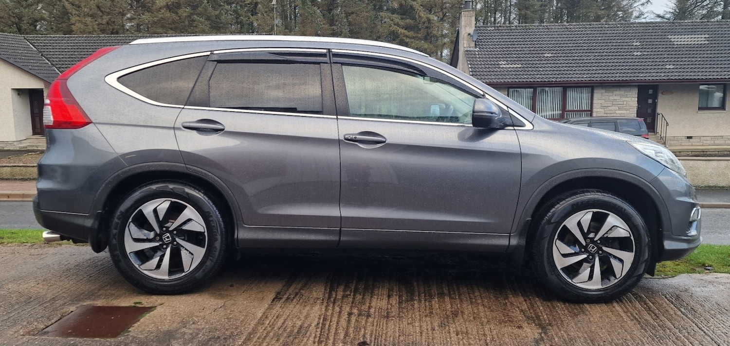 Used Honda CR-V 2018 for sale - 76687229: Photo 2