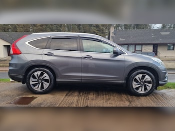 Used Honda CR-V 2018 for sale - 76687229: Photo