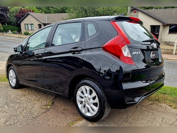 Used Honda Jazz 2018 for sale - 78932350: Photo