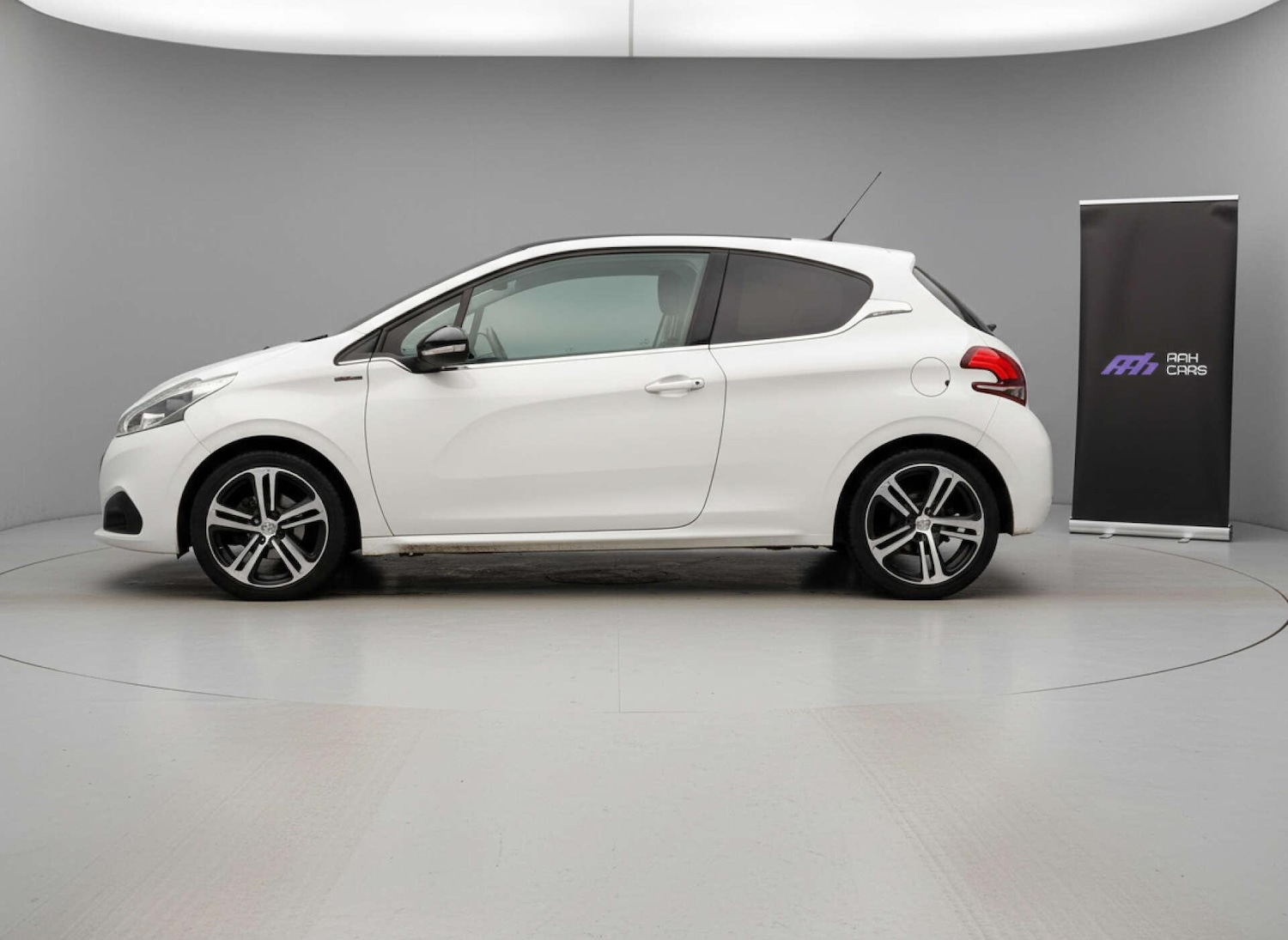 Used Peugeot 208 2017 for sale - 76688507: Photo 20