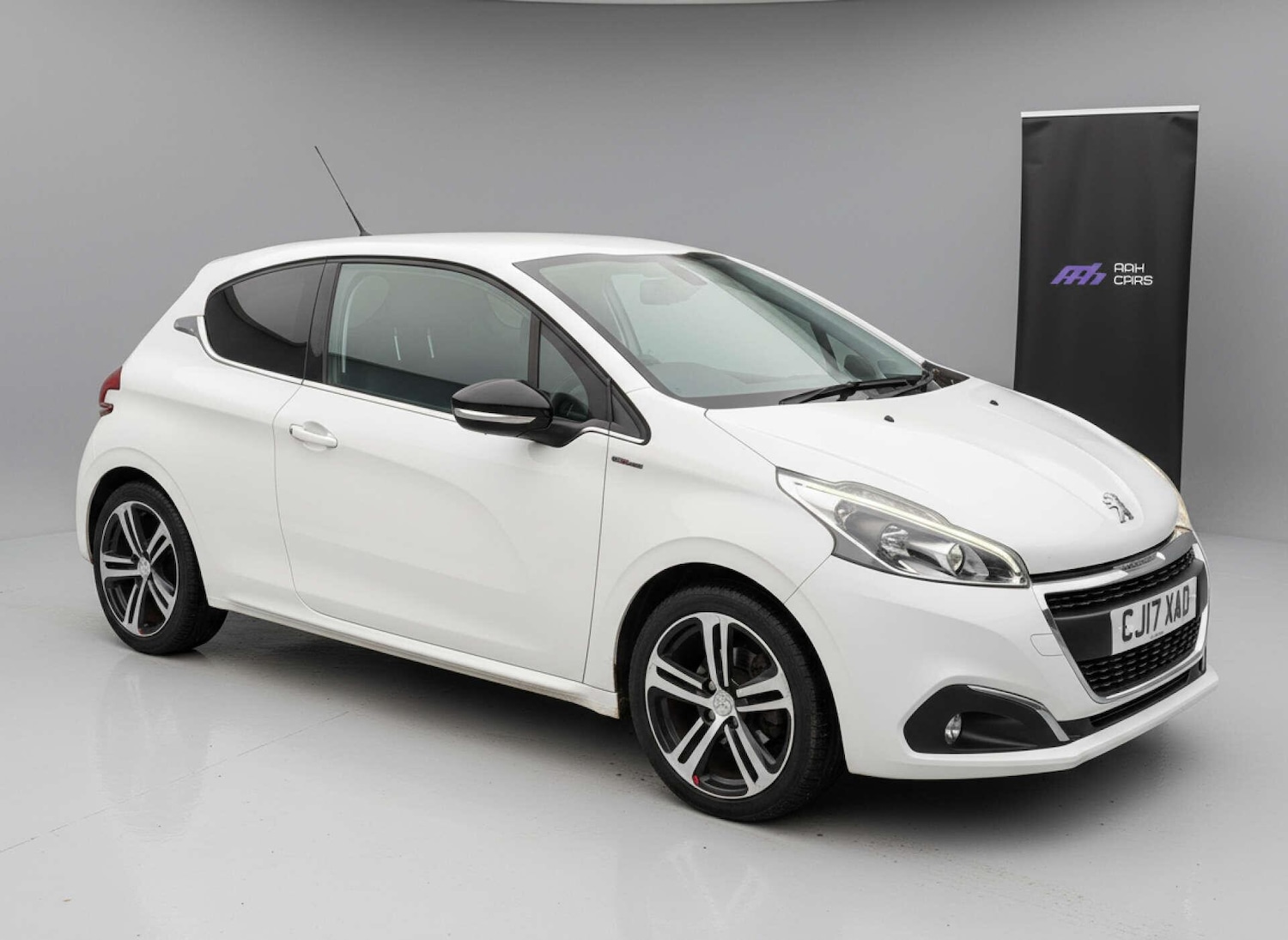Used Peugeot 208 2017 for sale - 76688507: Photo 22