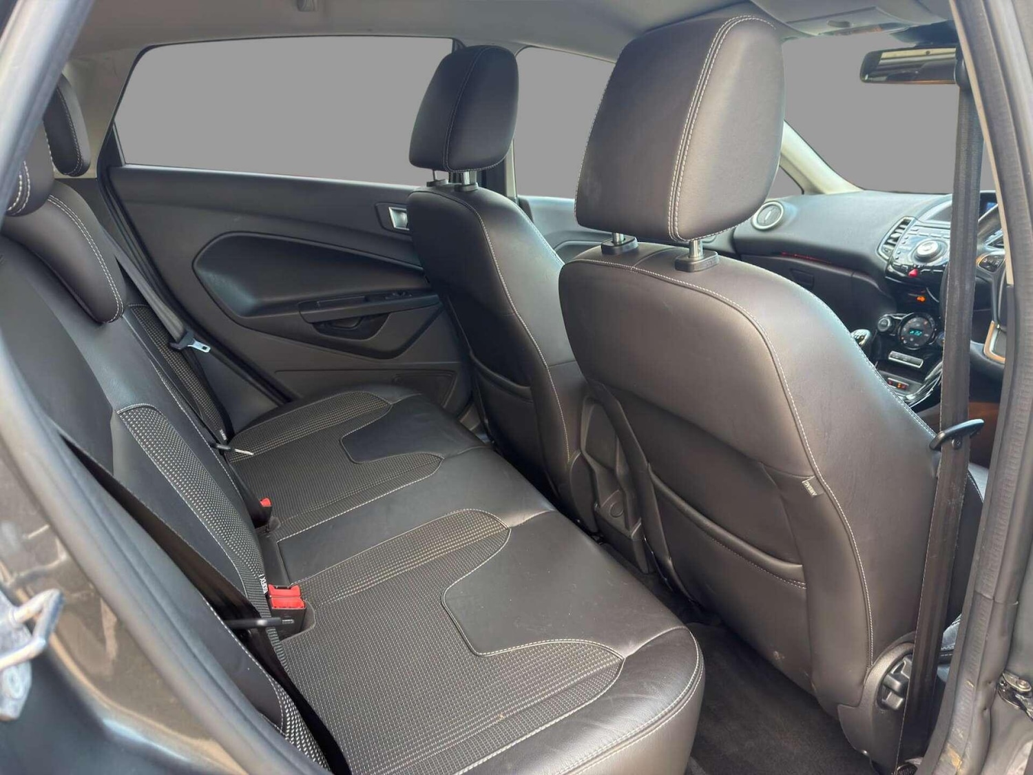 Used Ford Fiesta 2016 for sale - 76377568: Photo 14