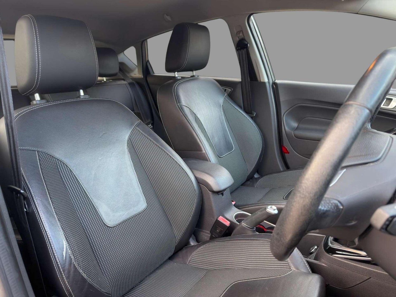 Used Ford Fiesta 2016 for sale - 76377568: Photo 22