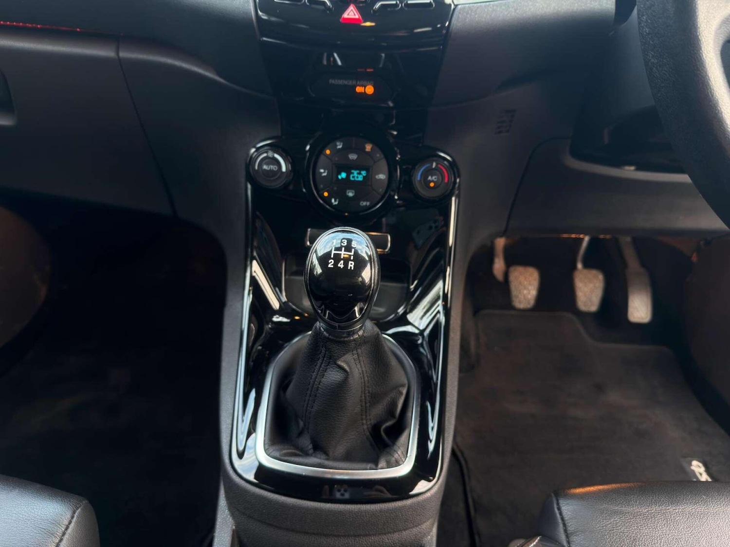 Used Ford Fiesta 2016 for sale - 76377568: Photo 24