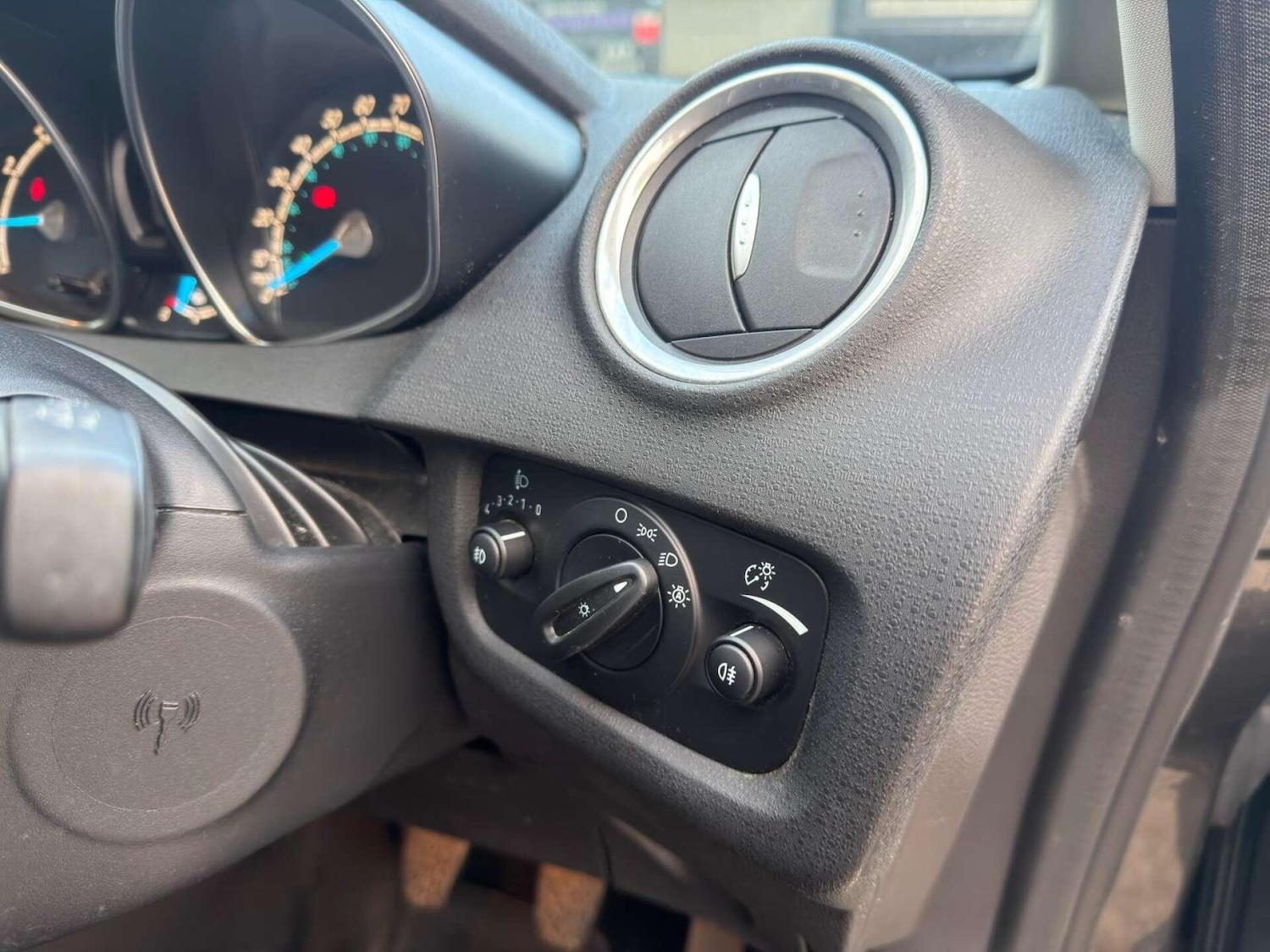 Used Ford Fiesta 2016 for sale - 76377568: Photo 37