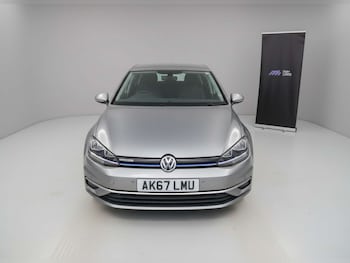 Used Volkswagen Golf 2017 for sale - 78755836: Photo