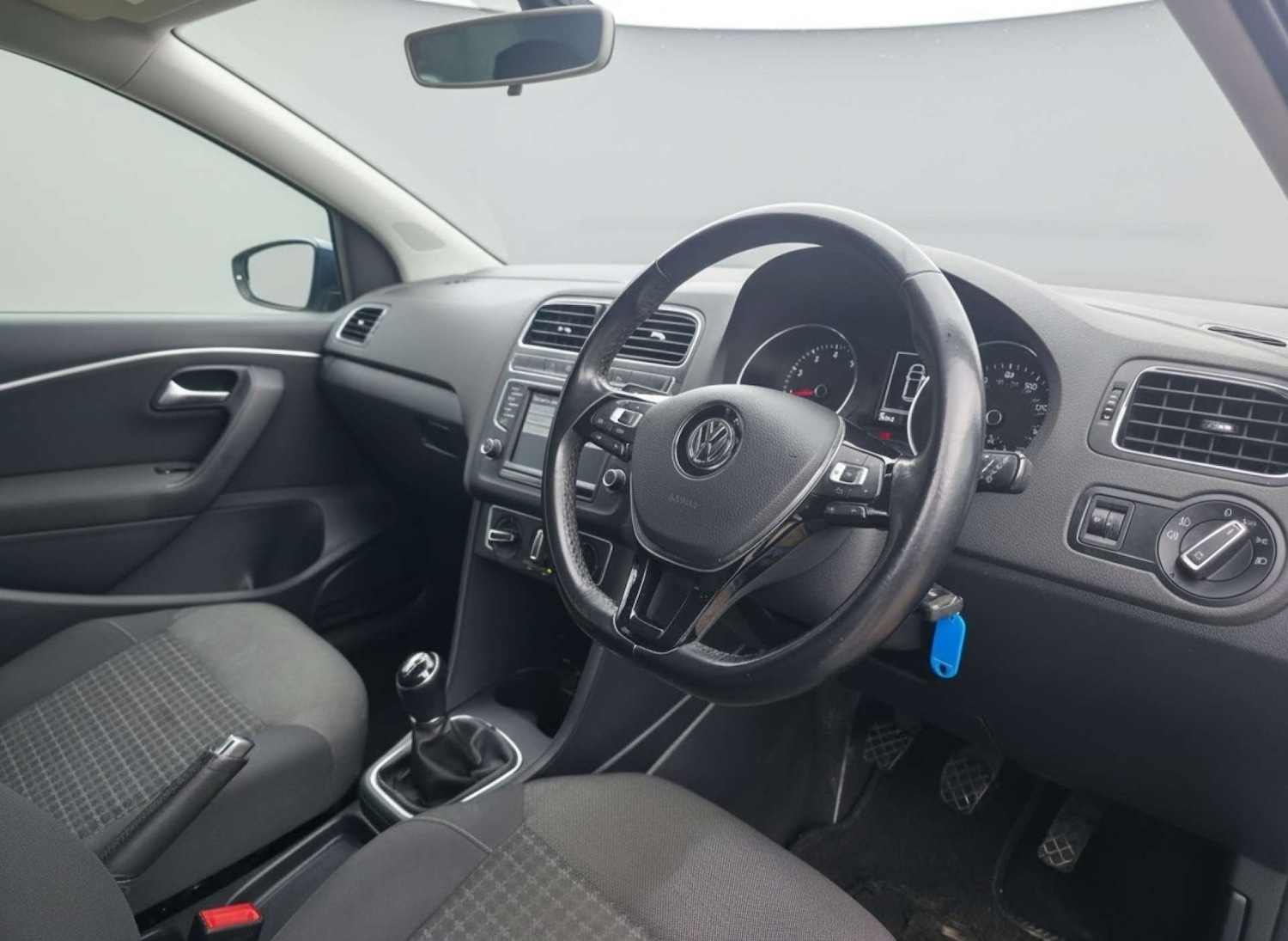 Used Volkswagen Polo 2017 for sale - 77975408: Photo 11