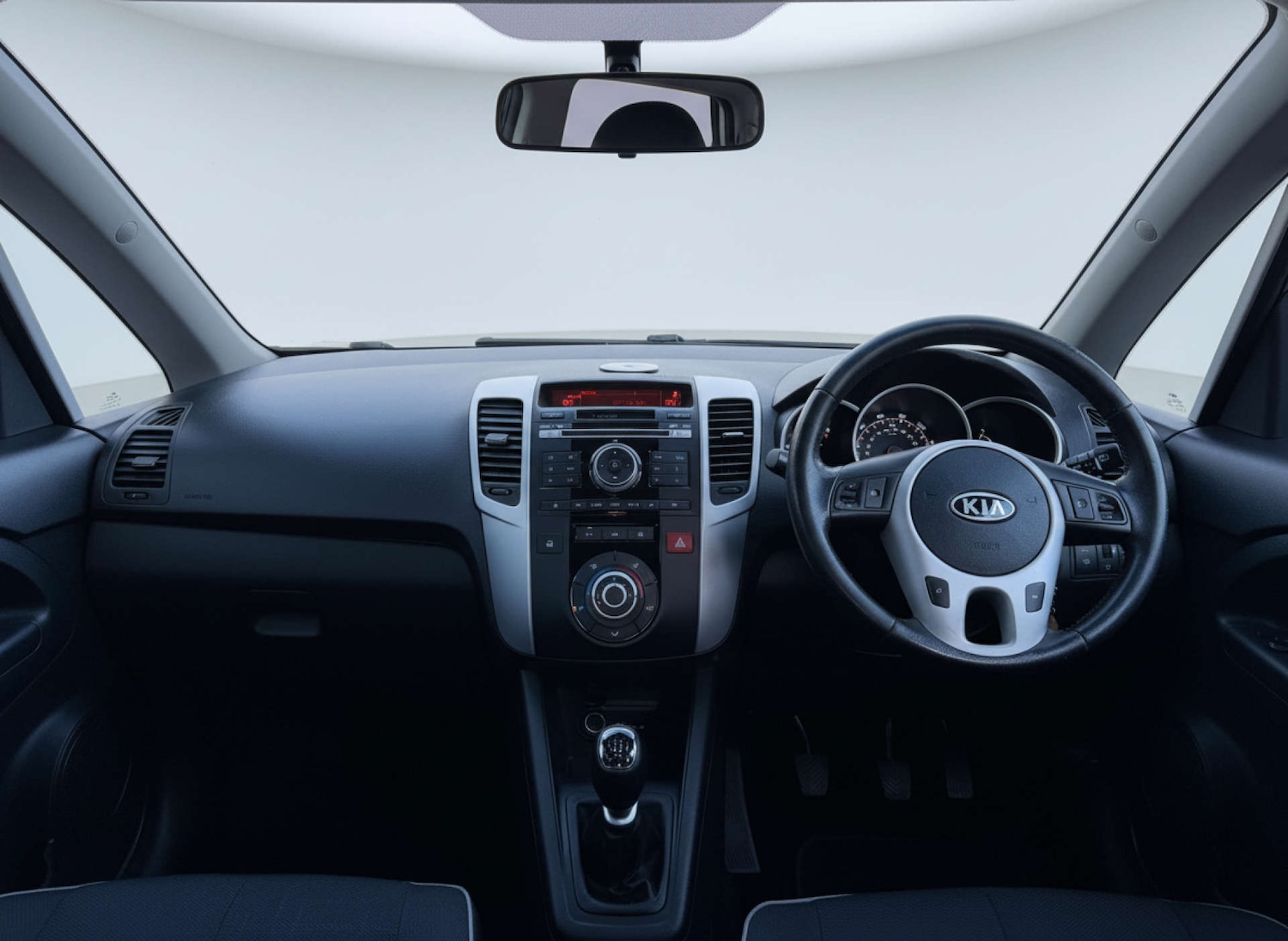 Used Kia Venga 2012 for sale - 76904936: Photo 11