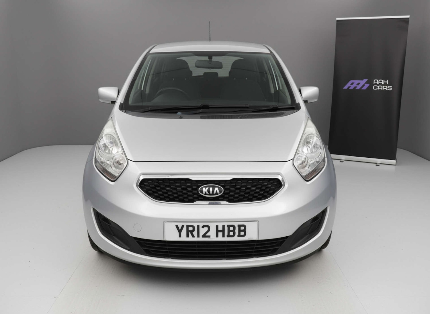 Used Kia Venga 2012 for sale - 76904936: Photo 2