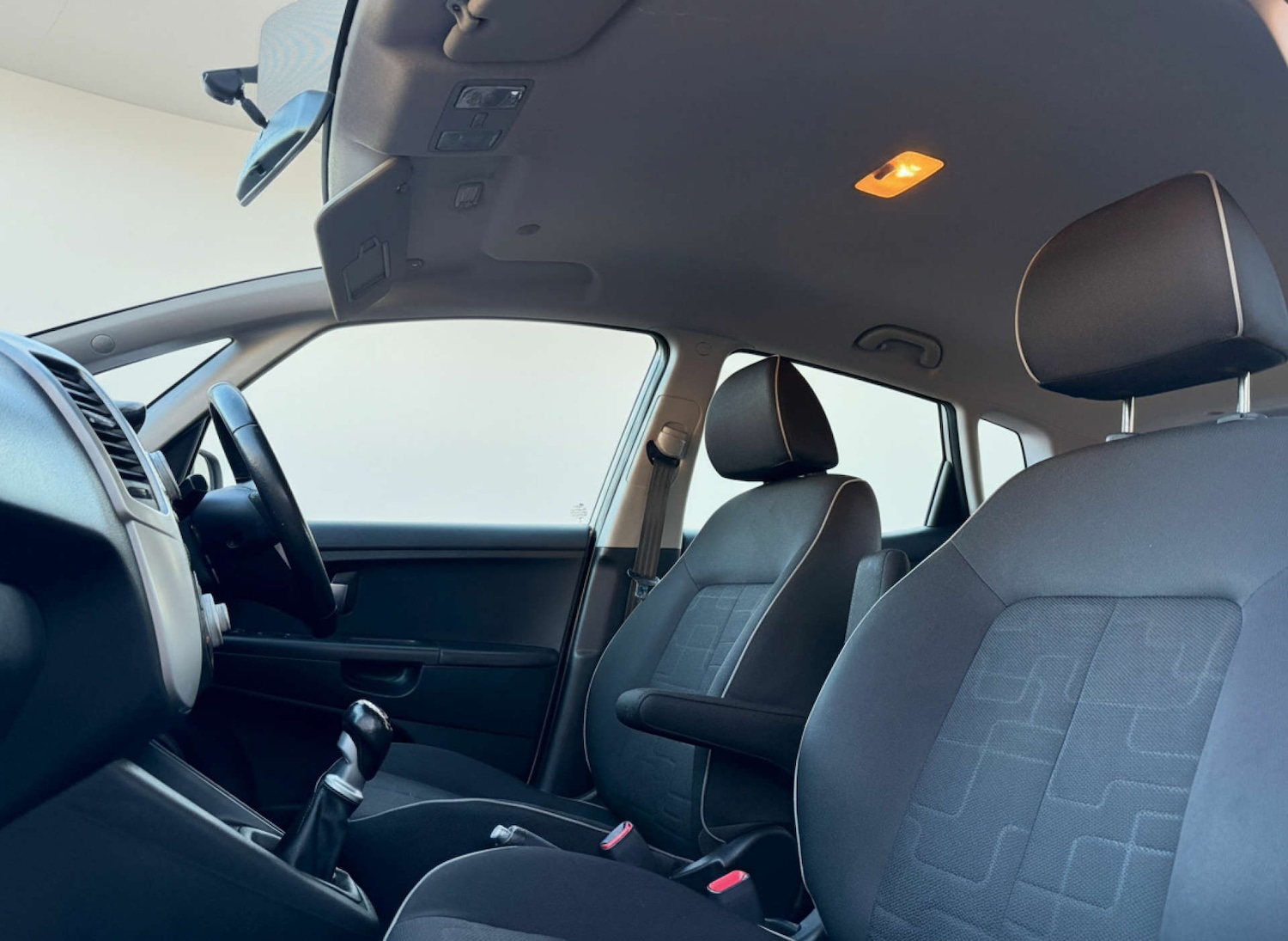 Used Kia Venga 2012 for sale - 76904936: Photo 29