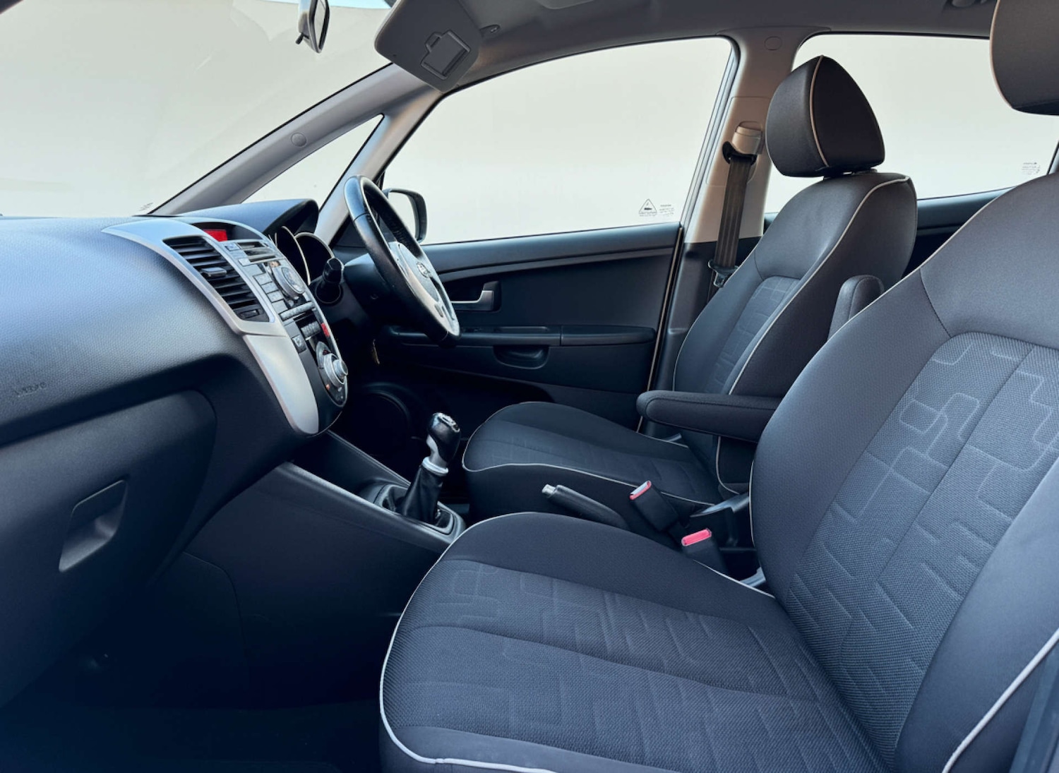 Used Kia Venga 2012 for sale - 76904936: Photo 31