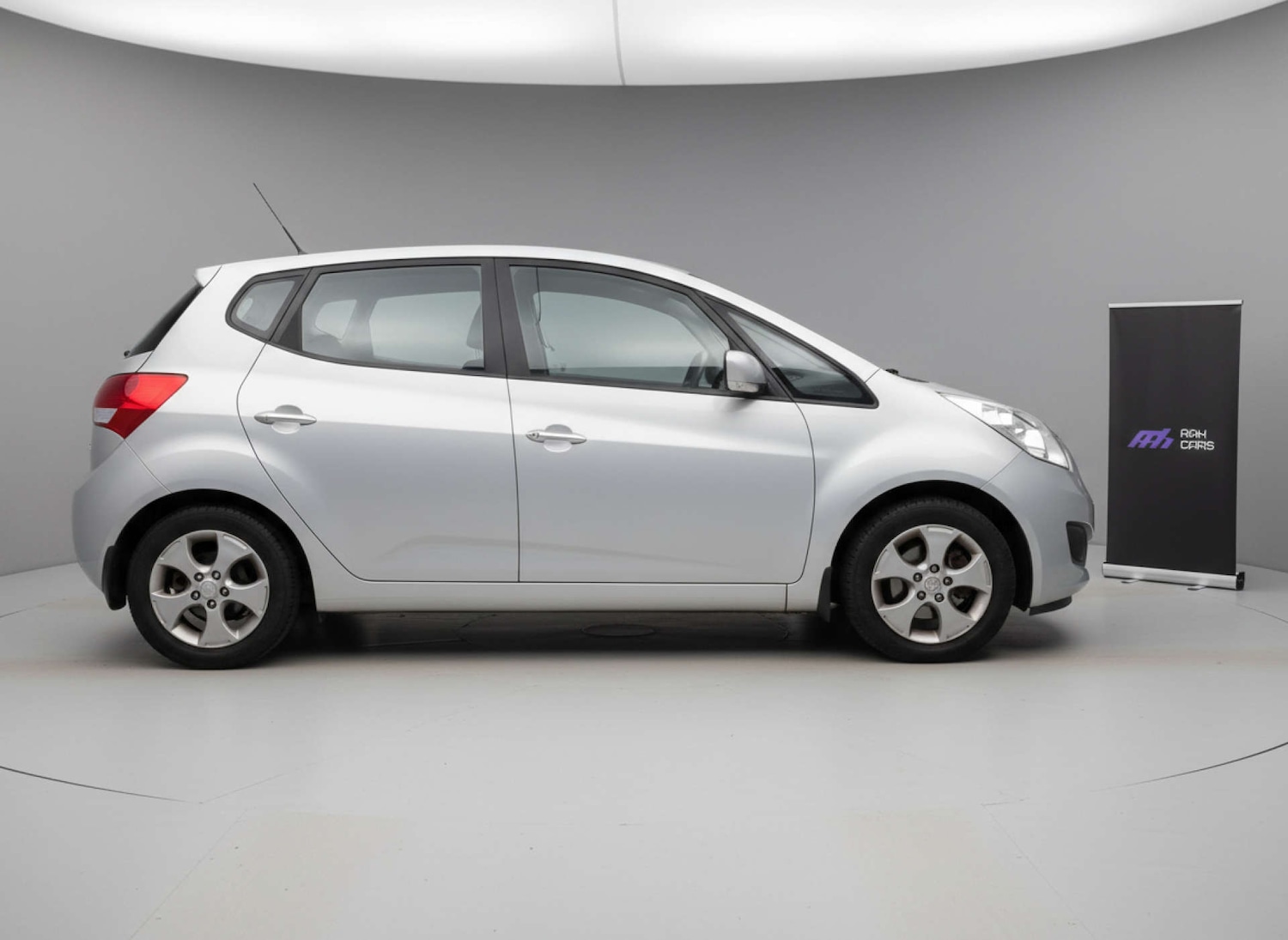 Used Kia Venga 2012 for sale - 76904936: Photo 35