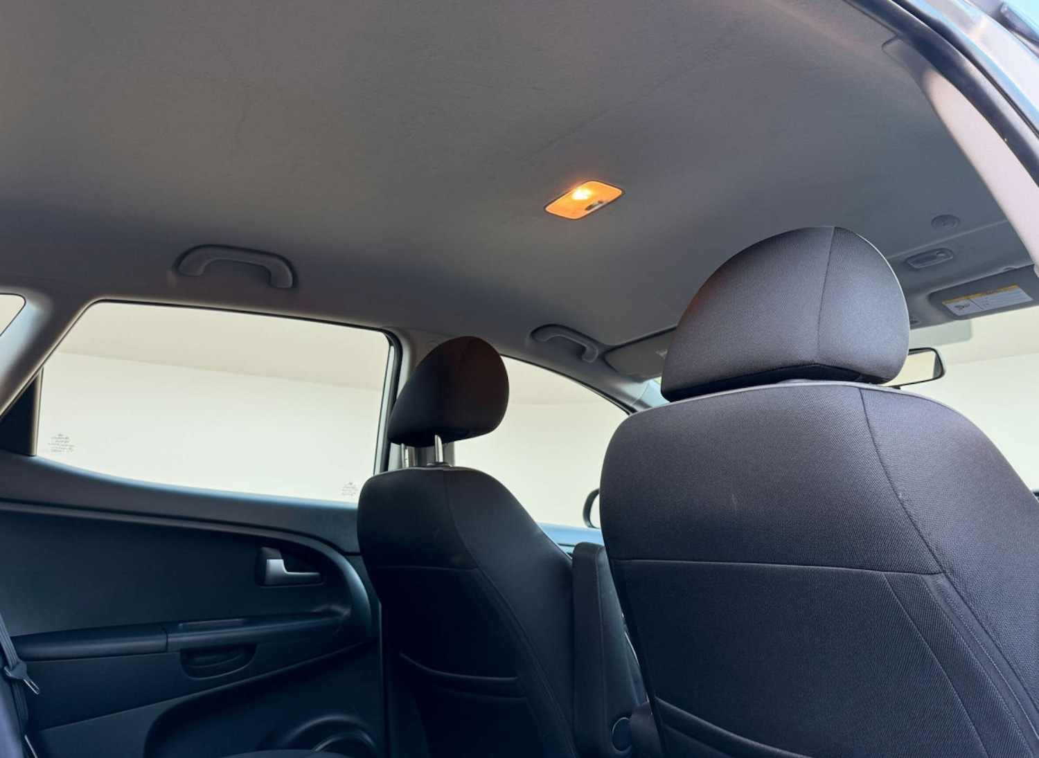 Used Kia Venga 2012 for sale - 76904936: Photo 46