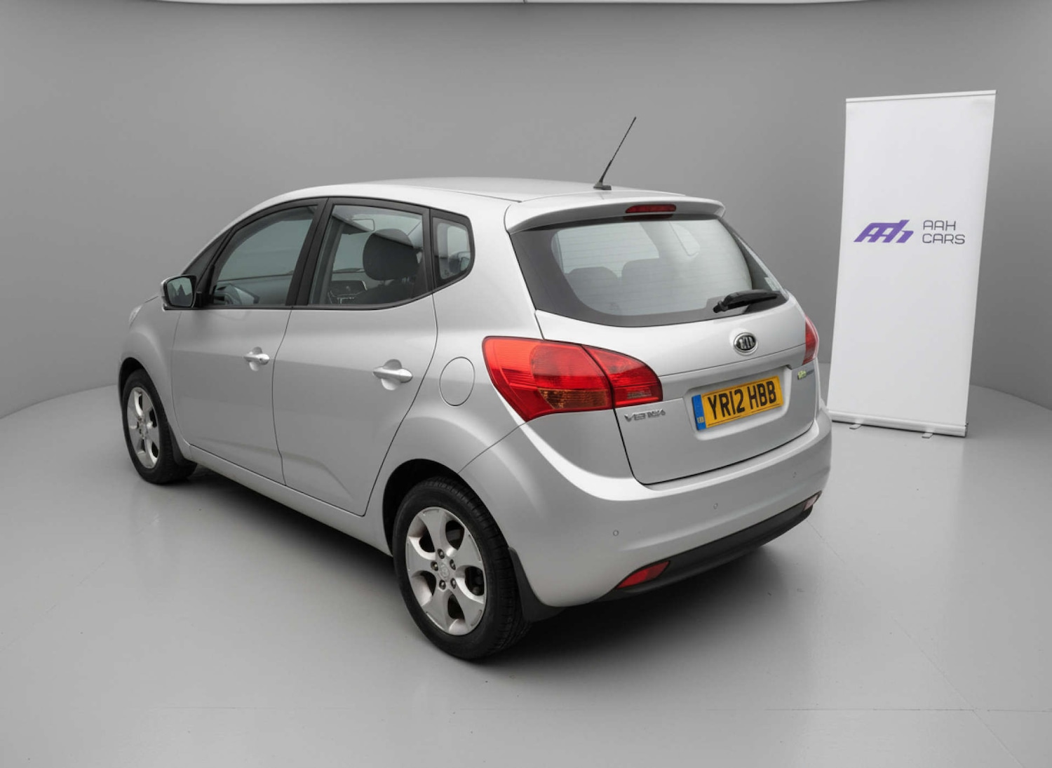 Used Kia Venga 2012 for sale - 76904936: Photo 5