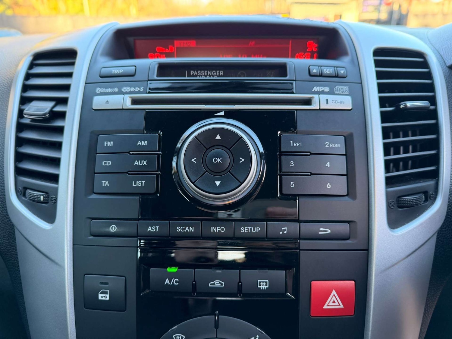 Used Kia Venga 2012 for sale - 76904936: Photo 64